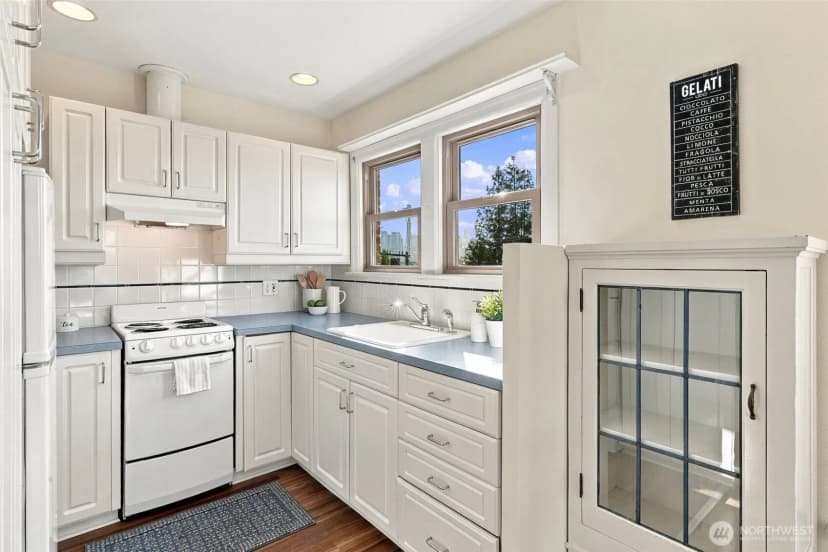 Property photo for 220 W Olympic Place #303, Seattle photo 25