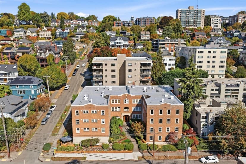 Property photo for 220 W Olympic Place #303, Seattle photo 34