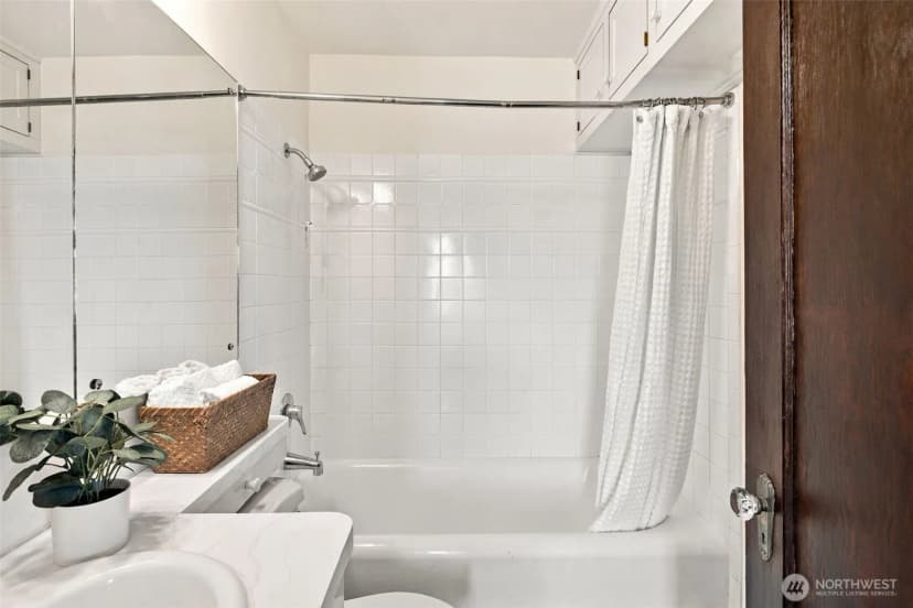 Property photo for 220 W Olympic Place #303, Seattle photo 20