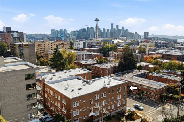Property photo for 220 W Olympic Place #303, Seattle photo 2