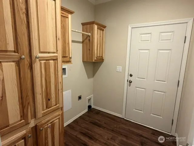 Property photo for 2101 S 324th Street #7, Federal Way photo 4