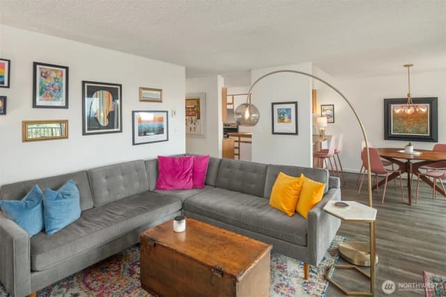 Property photo for 11239 Greenwood Avenue N #304, Seattle photo 5