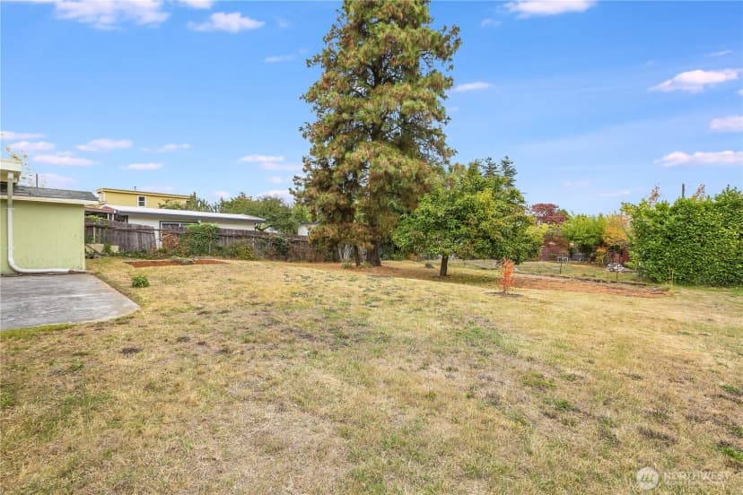 Property photo for 7320 33rd Avenue S, Seattle photo 24