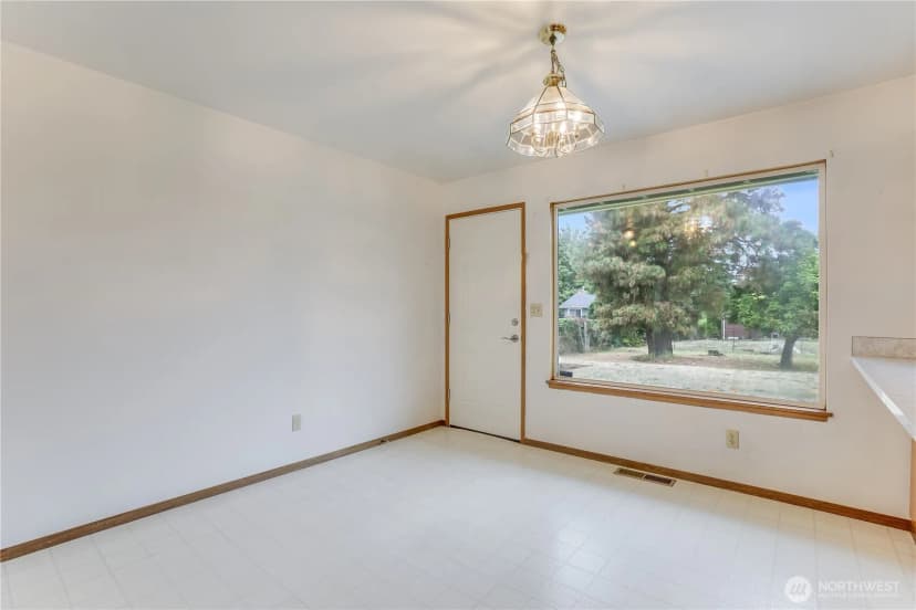 Property photo for 7320 33rd Avenue S, Seattle photo 11