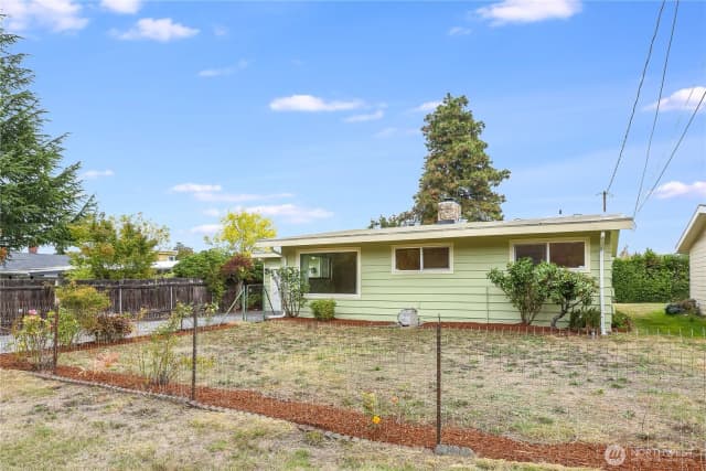 Property photo for 7320 33rd Avenue S, Seattle photo 3