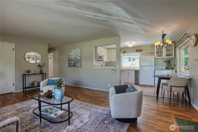 Property photo for 9016 12th Avenue Nw, Seattle photo 4