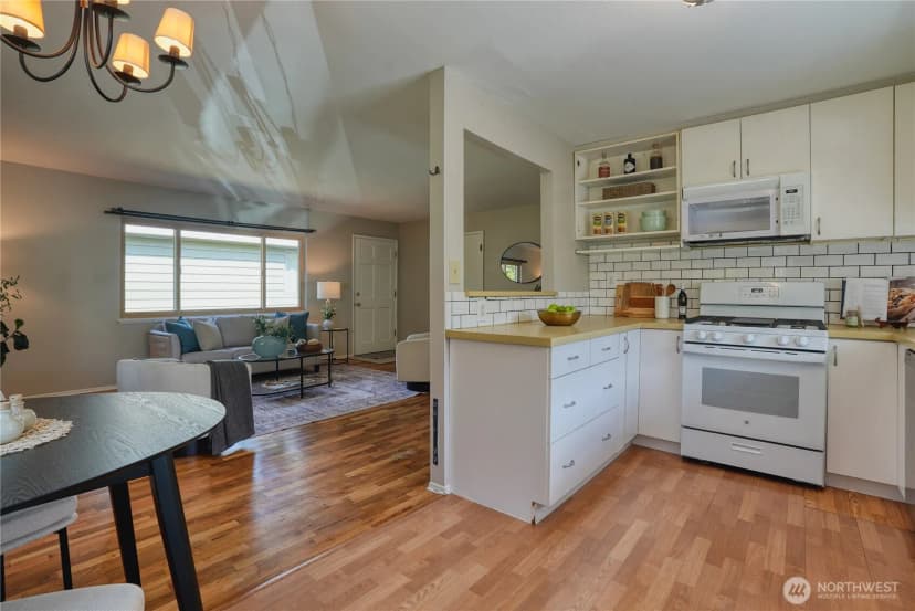 Property photo for 9016 12th Avenue Nw, Seattle photo 6