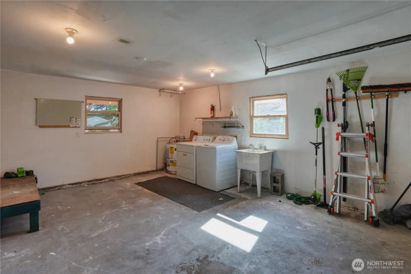 Property photo for 9016 12th Avenue Nw, Seattle photo 22