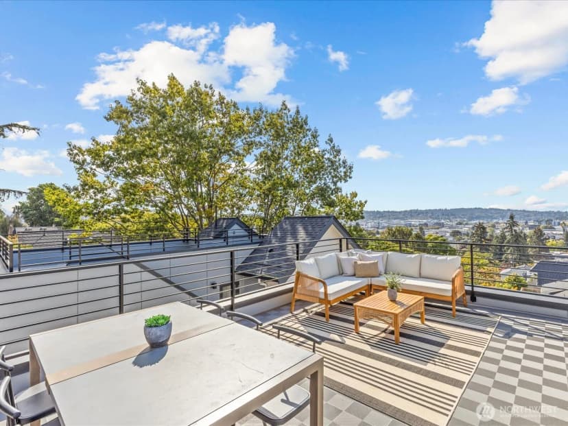 Property photo for 307 Nw 52nd Street #b, Seattle photo 19