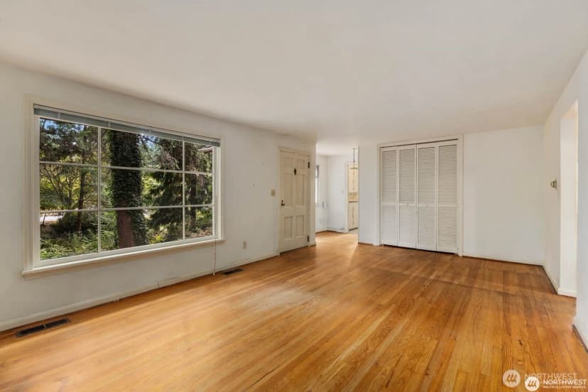 Property photo for 9525 7th Avenue Nw, Seattle photo 8
