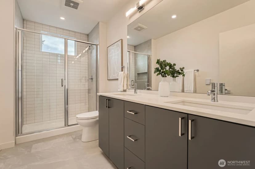 Property photo for 6610 Carleton Avenue S #a, Seattle photo 16
