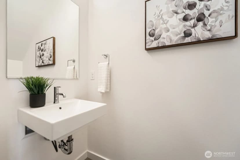 Property photo for 6610 Carleton Avenue S #a, Seattle photo 12