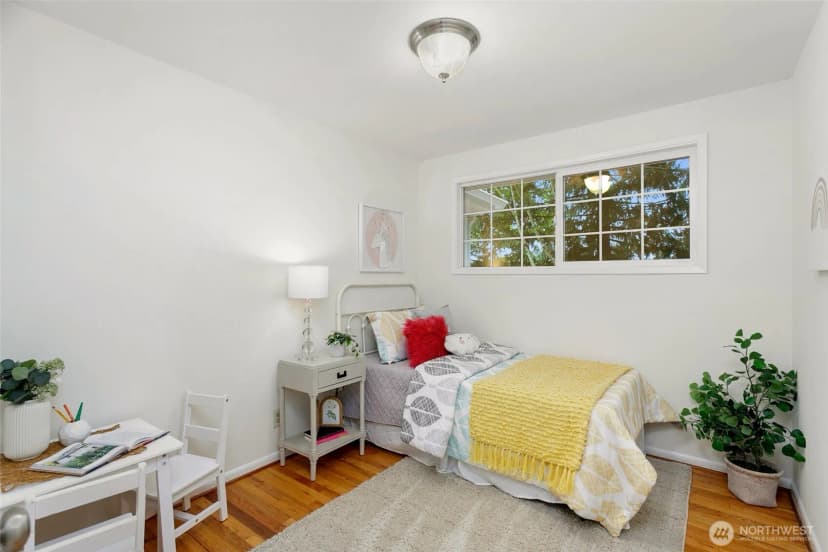 Property photo for 11357 25th Avenue Ne, Seattle photo 14