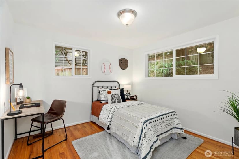 Property photo for 11357 25th Avenue Ne, Seattle photo 15