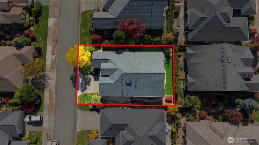 Property photo for 12423 231st Avenue Ne, Redmond photo 38