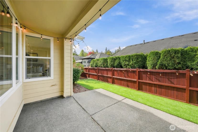 Property photo for 12423 231st Avenue Ne, Redmond photo 29