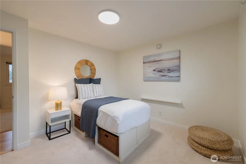 Property photo for 14322 Wallingford Avenue N, Seattle photo 21