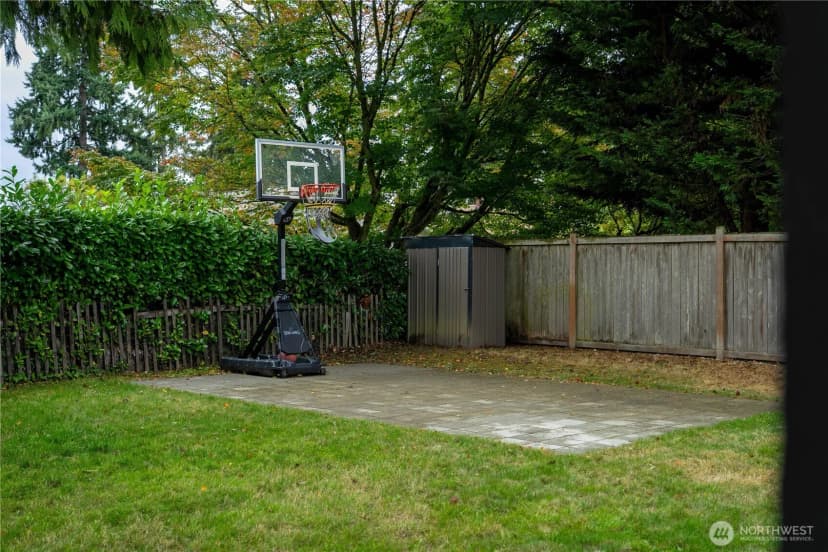 Property photo for 14322 Wallingford Avenue N, Seattle photo 34