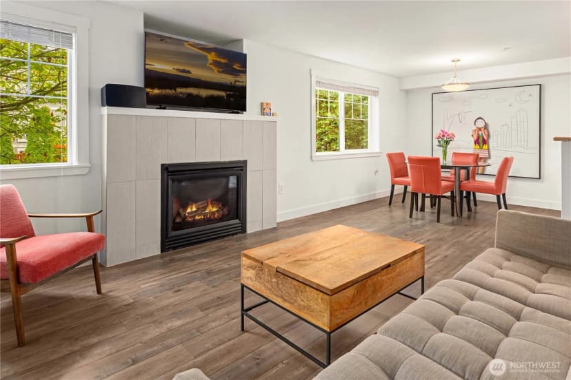 Property photo for 107 20th Avenue #209, Seattle photo 9