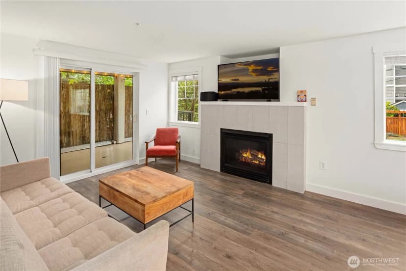 Property photo for 107 20th Avenue #209, Seattle photo 7