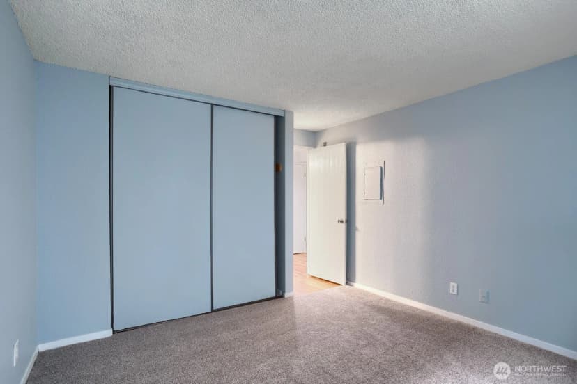 Property photo for 8812 20th Avenue Ne #a107, Seattle photo 5