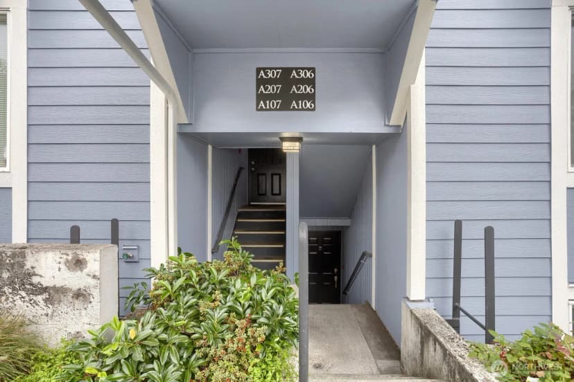 Property photo for 8812 20th Avenue Ne #a107, Seattle photo 2