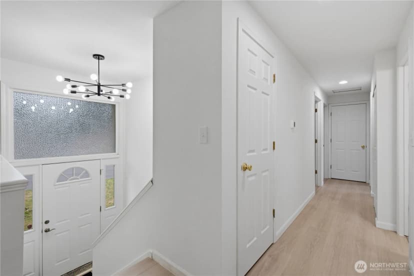 Property photo for 2406 166th Ave Ne, Bellevue photo 14