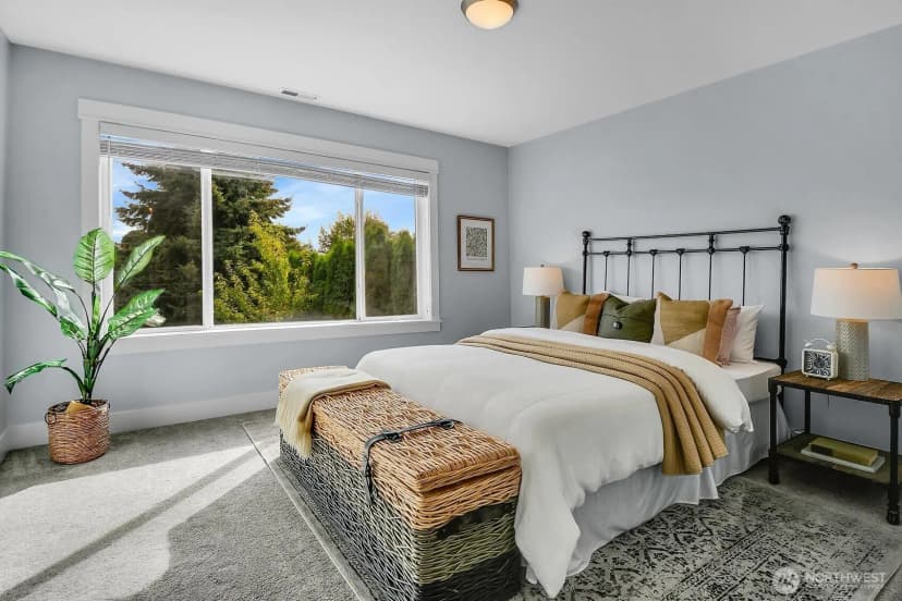 Property photo for 1812 6th Avenue W, Seattle photo 13