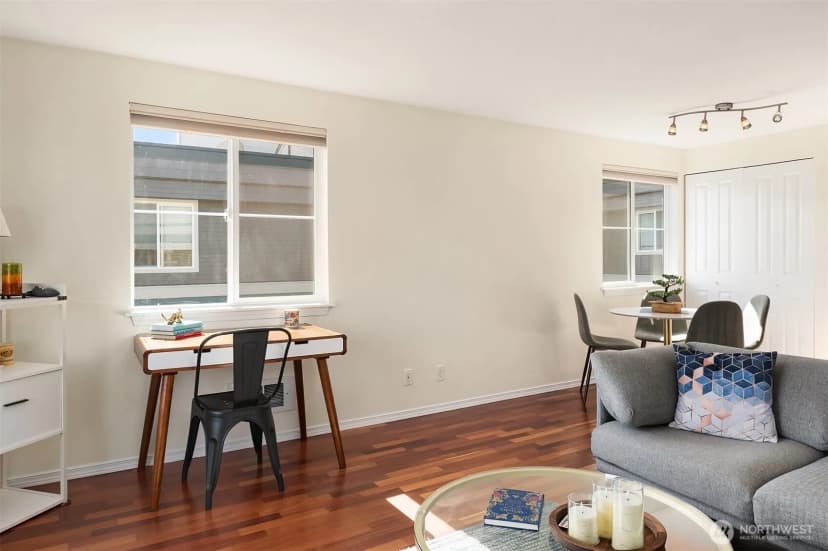 Property photo for 300 10th Avenue #b409, Seattle photo 14