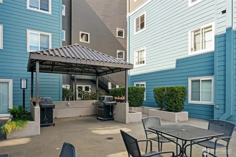 Property photo for 300 10th Avenue #b409, Seattle photo 20