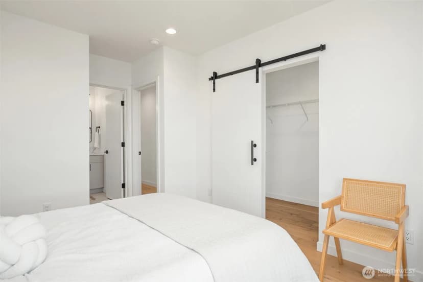Property photo for 2538 14th Avenue W #c, Seattle photo 20