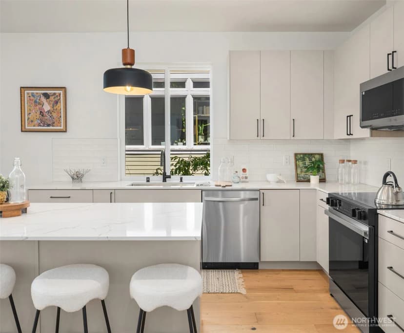 Property photo for 2538 14th Avenue W #c, Seattle photo 6