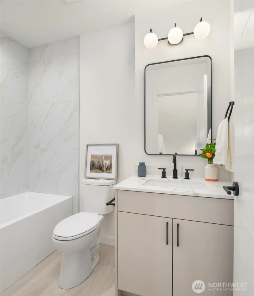 Property photo for 2538 14th Avenue W #c, Seattle photo 15