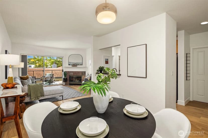 Property photo for 2760 76th Avenue Se #402, Mercer Island photo 5