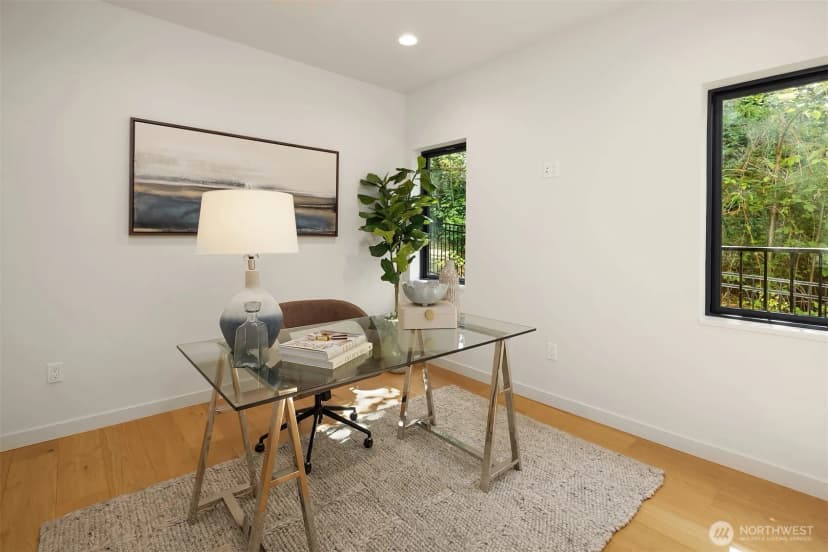 Property photo for 286 118th Avenue Se, Bellevue photo 18
