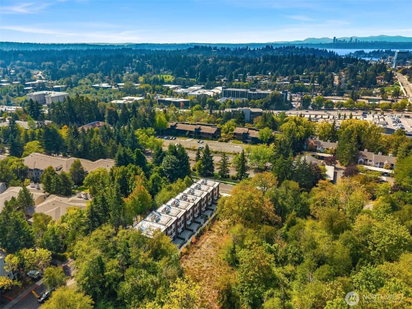 Property photo for 286 118th Avenue Se, Bellevue photo 33