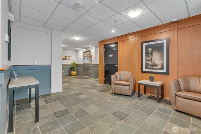 Property photo for 701 1st Avenue N #204, Seattle photo 3