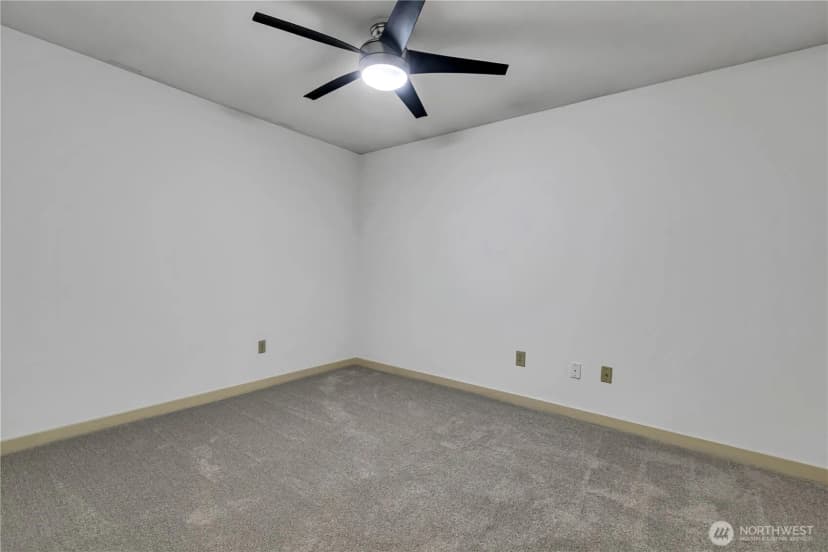 Property photo for 701 1st Avenue N #204, Seattle photo 24
