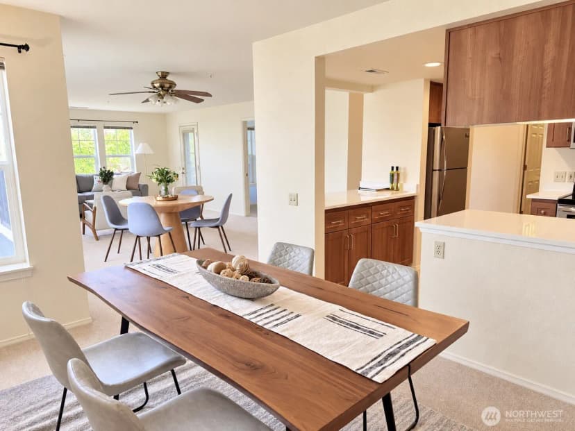 Property photo for 3935 226th Place Se #313, Issaquah photo 6