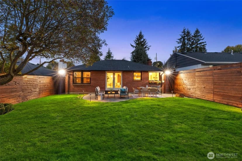 Property photo for 3429 40th Avenue W, Seattle photo 31