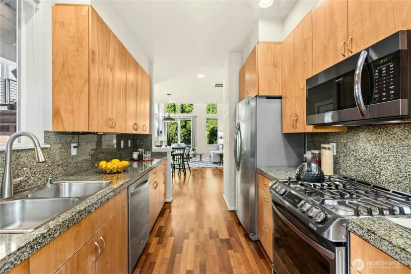 Property photo for 178 Cougar Ridge Road Nw #2301, Issaquah photo 14
