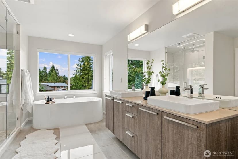 Property photo for 1765 Olympia Court Se, Renton photo 15