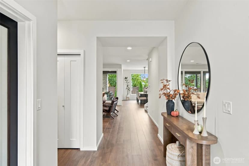 Property photo for 1765 Olympia Court Se, Renton photo 12