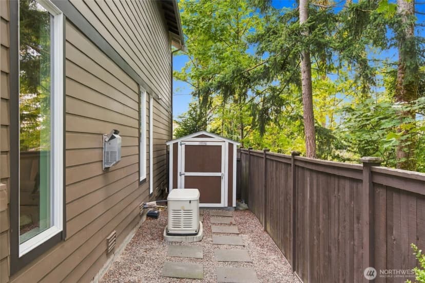 Property photo for 1765 Olympia Court Se, Renton photo 32