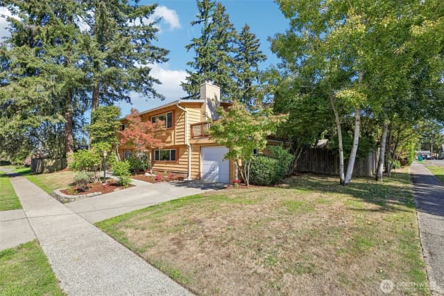 Property photo for 5508 155th Avenue Ne, Redmond photo 2