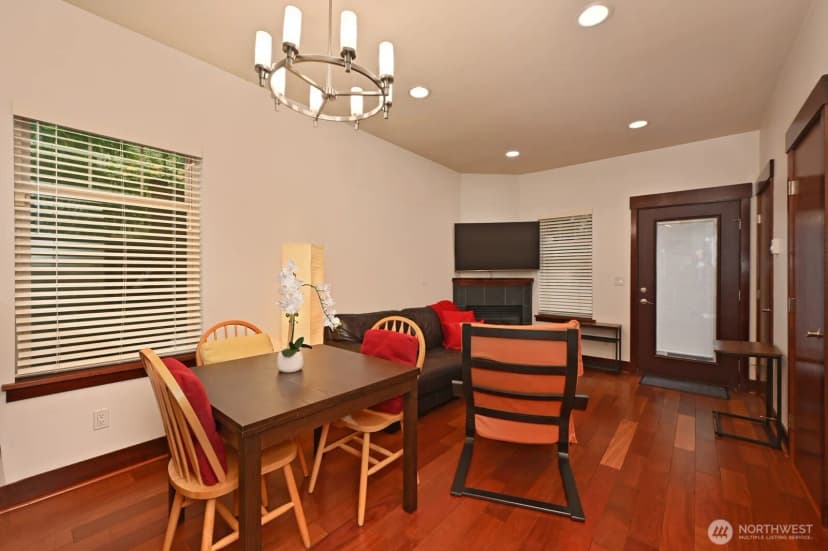 Property photo for 1835 24th Ave #b, Seattle photo 13