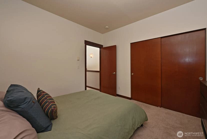 Property photo for 1835 24th Ave #b, Seattle photo 19