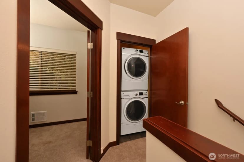 Property photo for 1835 24th Ave #b, Seattle photo 23