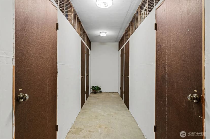Property photo for 10101 Se 3rd Street #202, Bellevue photo 25