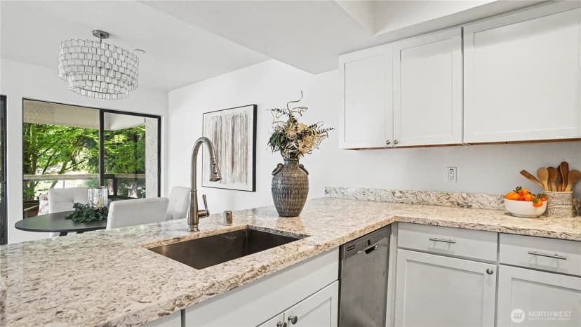 Property photo for 10101 Se 3rd Street #202, Bellevue photo 13